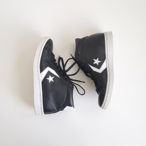 Converse Pro Leather Black White Mid Tops 5.5 - Picture 2 of 8